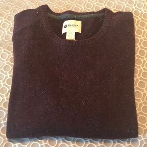 Men’s NWT Haggar sweater.